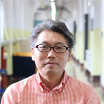 Tsuji, Shingo